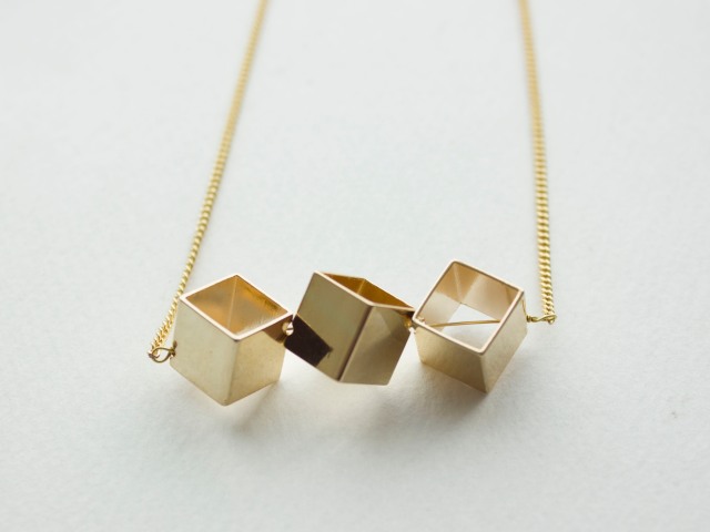 DIY| Cube Necklace